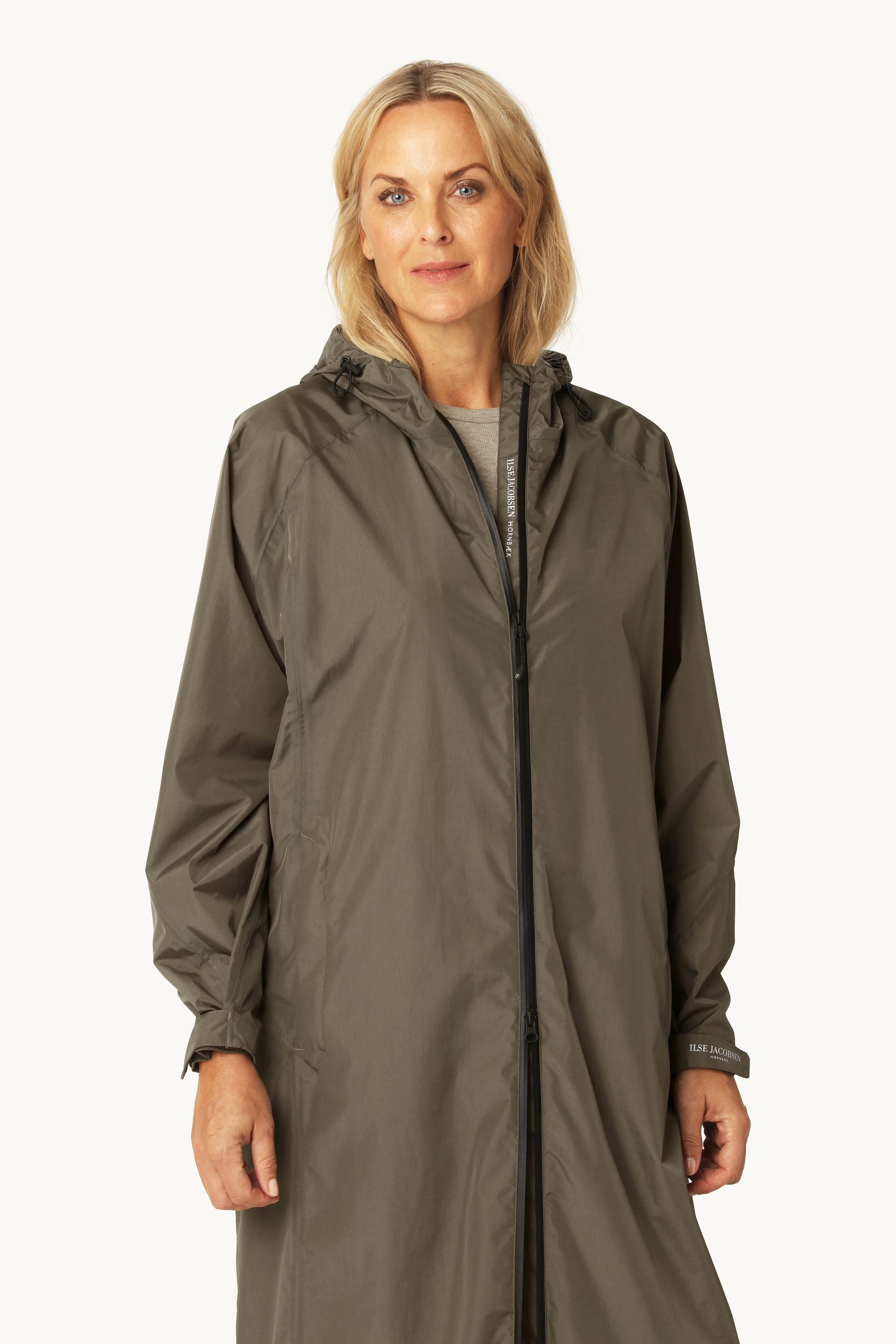 Raincoat - Tarmac