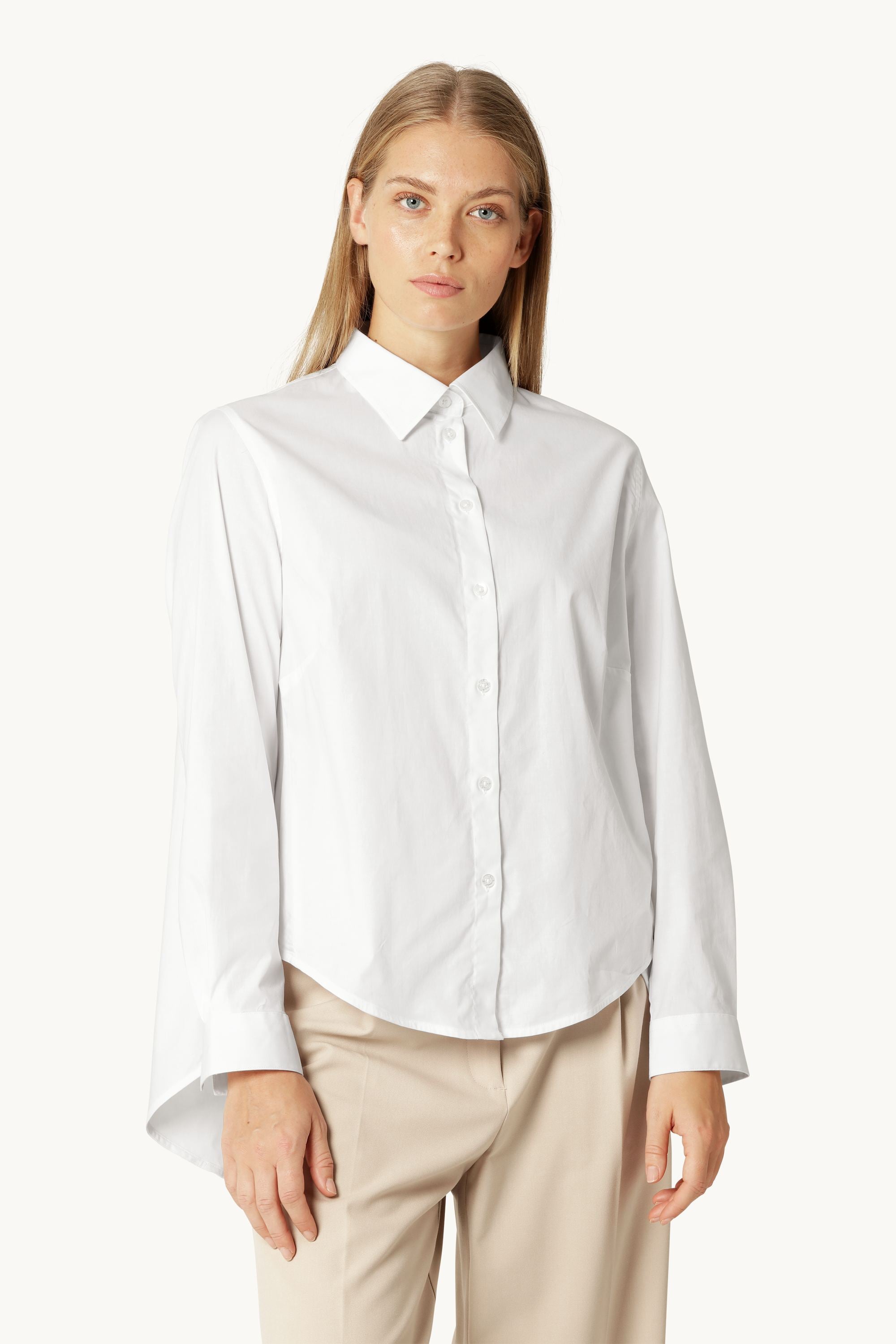 Skjorte Med Fall Bak - White