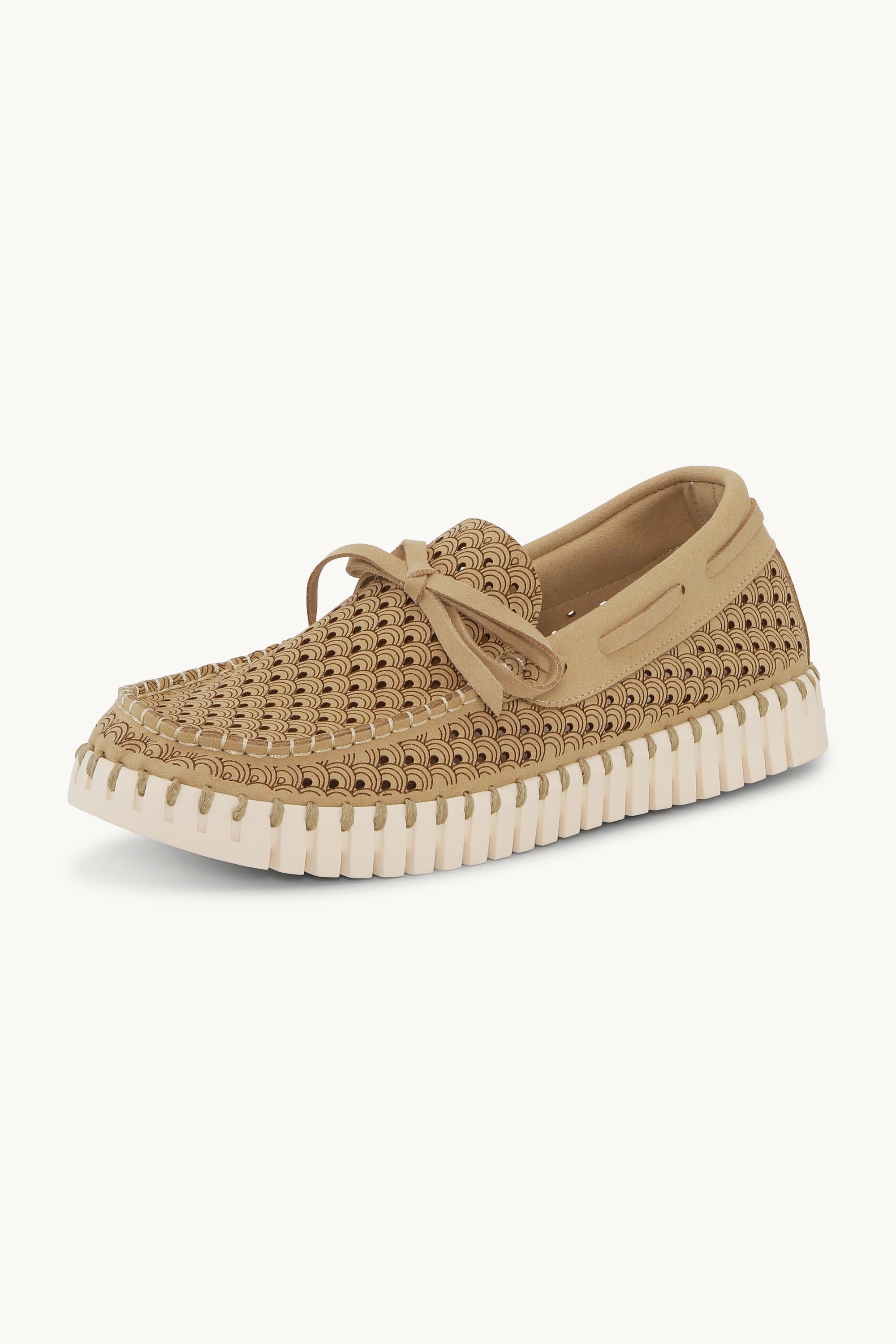 Tulip Sailor Shoe - Latte Pearled Ivory