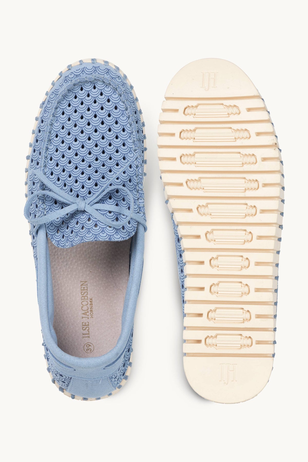 Tulip Sailor Shoe - Cornflower Pearled Ivory