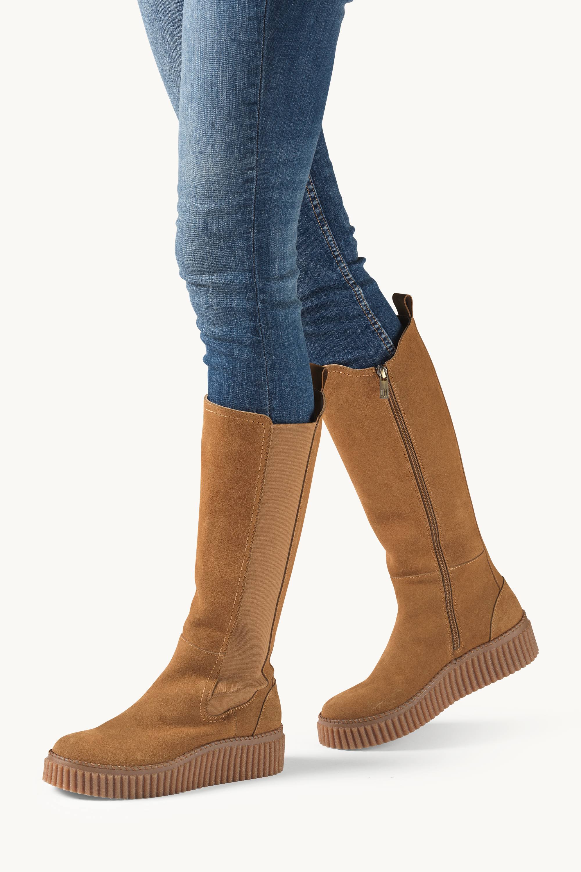 Tall Boots With Elastic - Cashew Clay