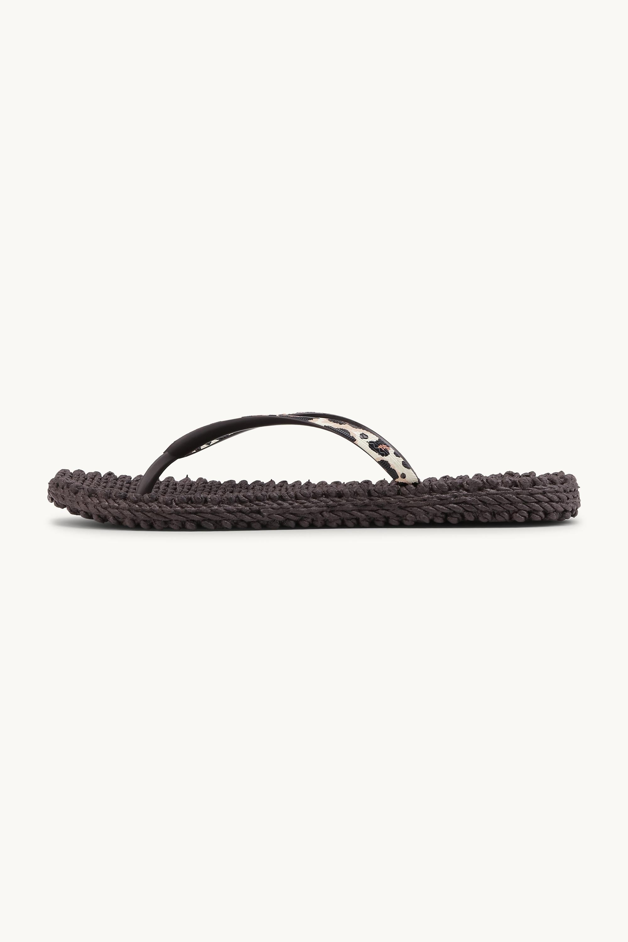 Flip Flops With Print - Brown Panthera Print