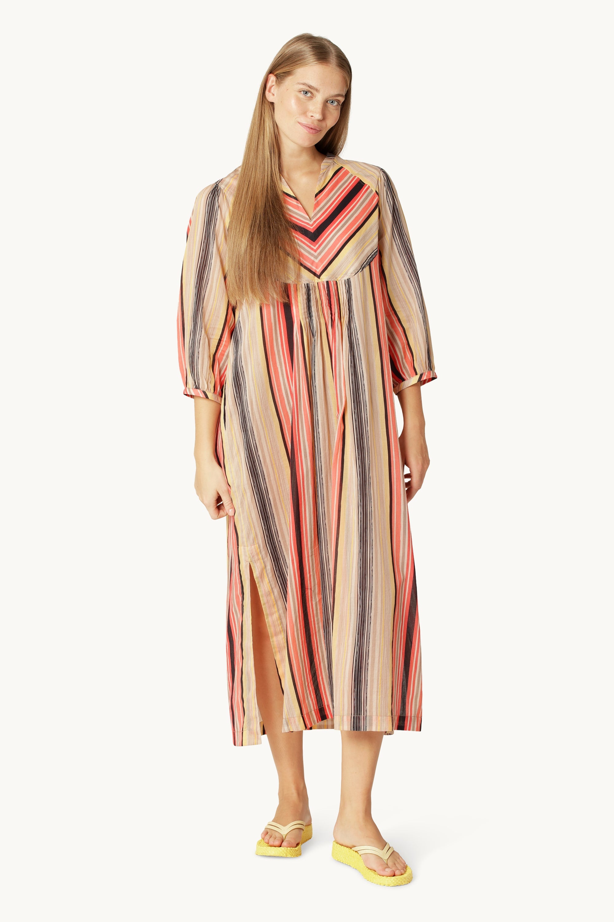Lang Kjole med Ballongermer Pintuck - Red Organic Stripe
