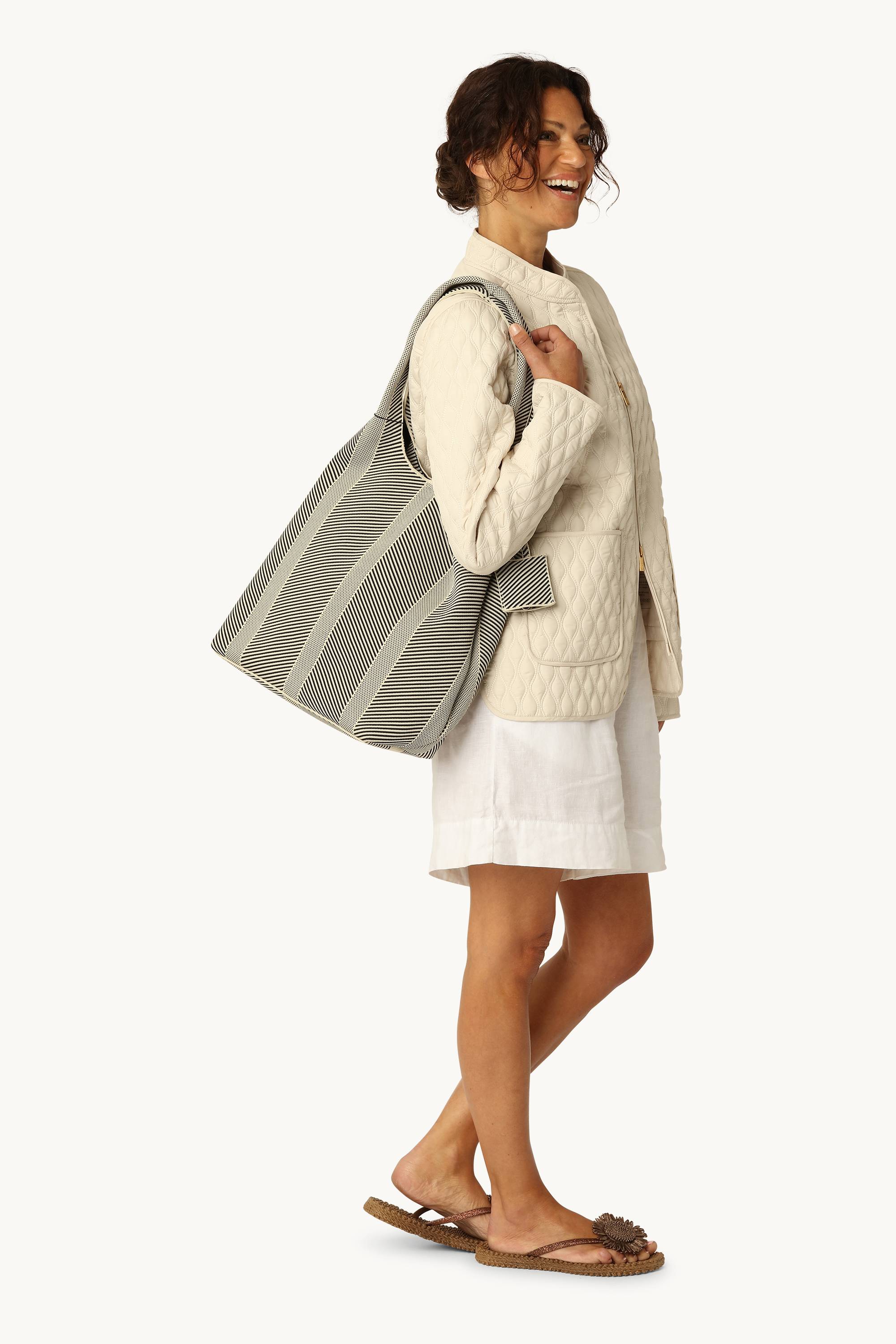 Knitted Bag - Milk Creme Black