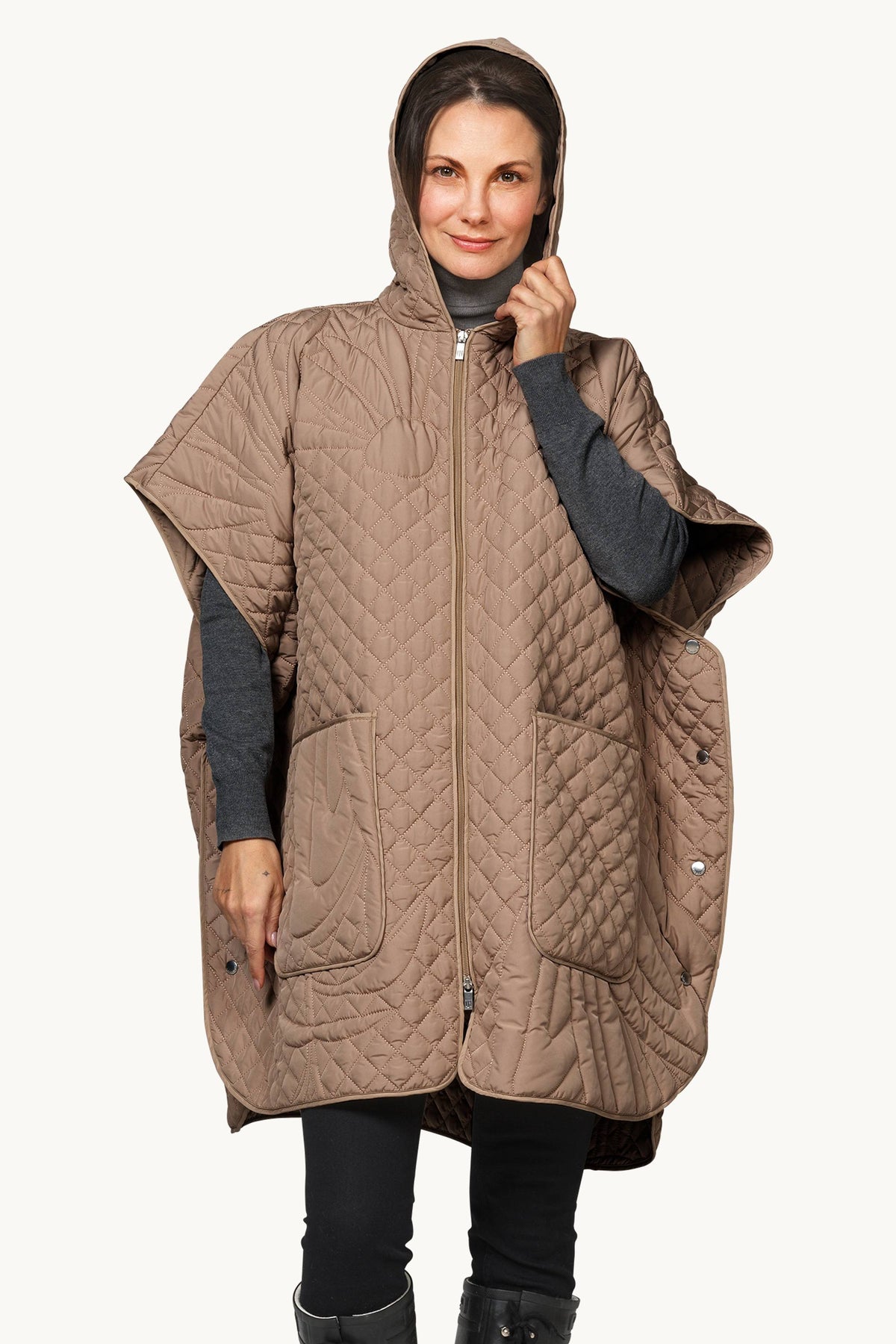 Quiltet Poncho - Sepia Tint