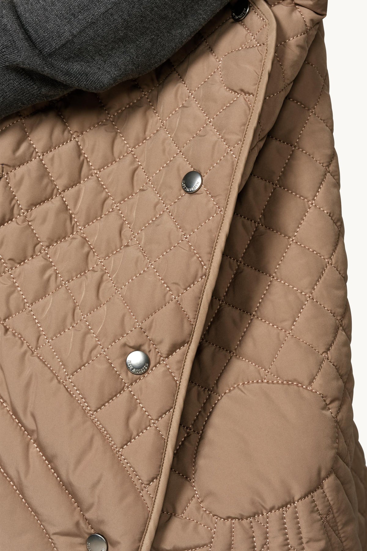 Quiltet Poncho - Sepia Tint