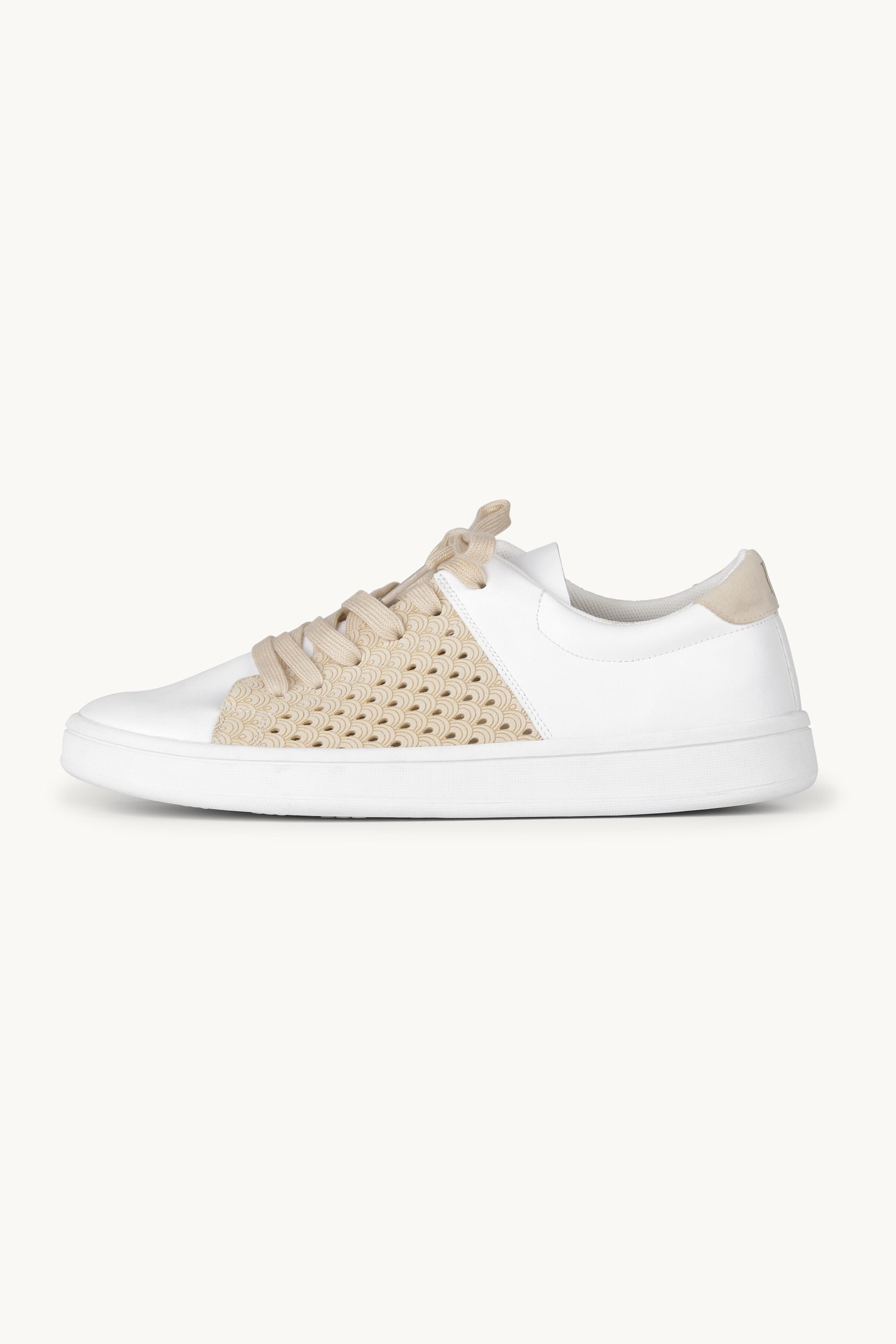 City Sneaker - Kit White
