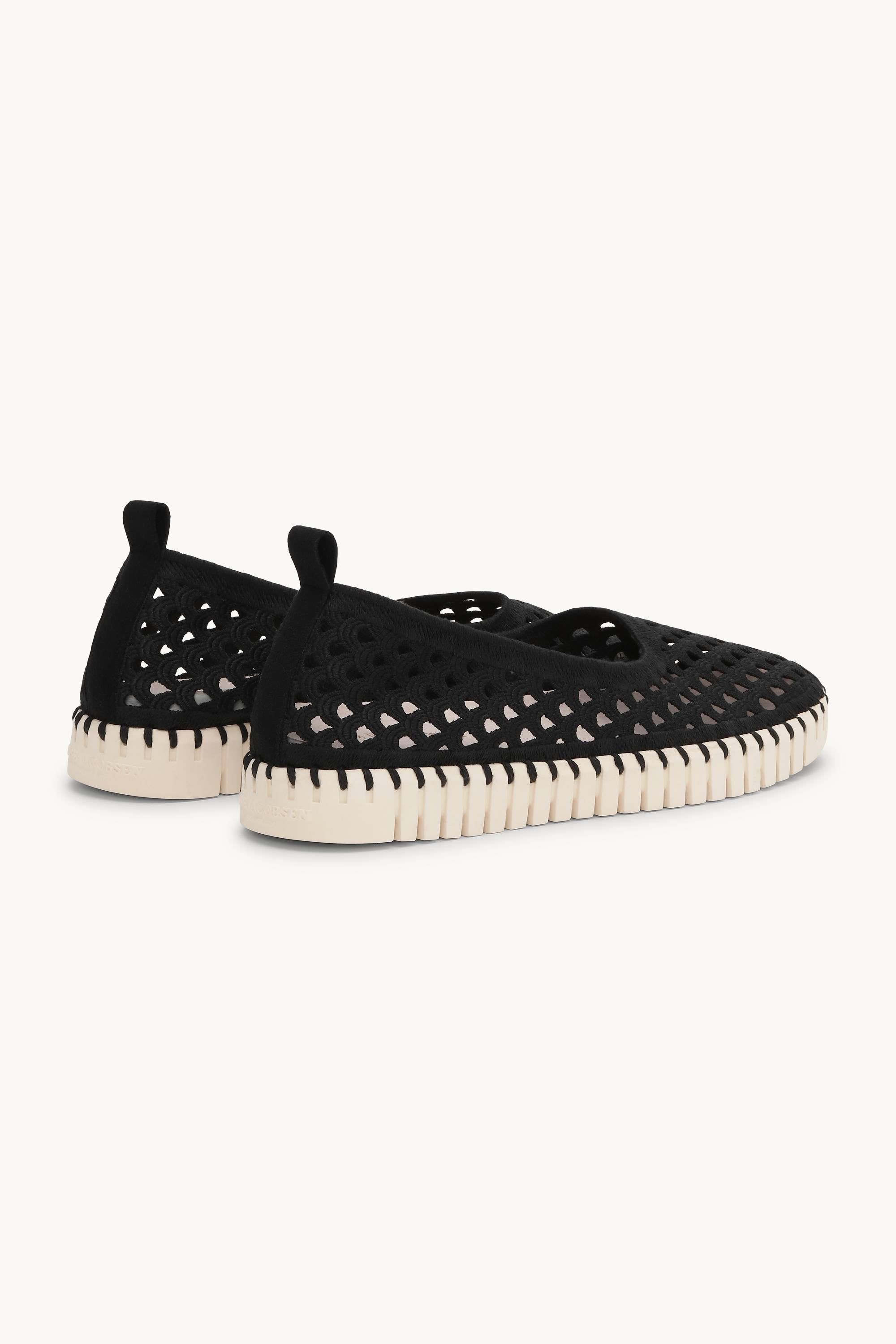 Tulip Electric Ballerina - Black Pearled Ivory