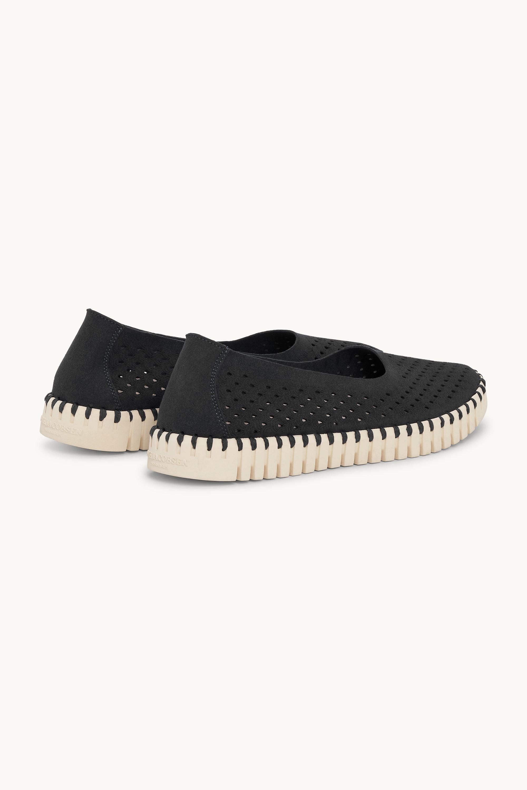 Ballerinasko - Black Pearled Ivory